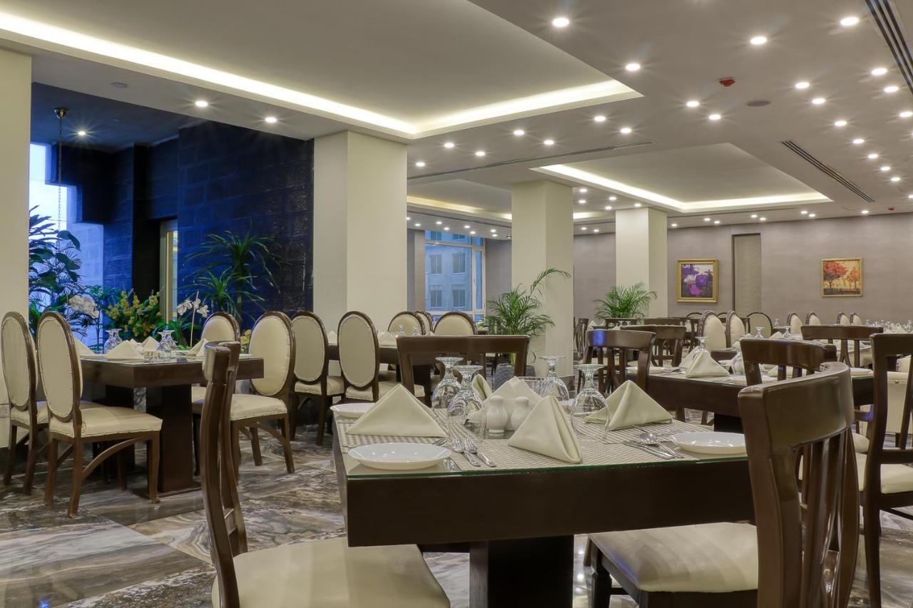 Carnival Hotel Amman Eksteriør billede