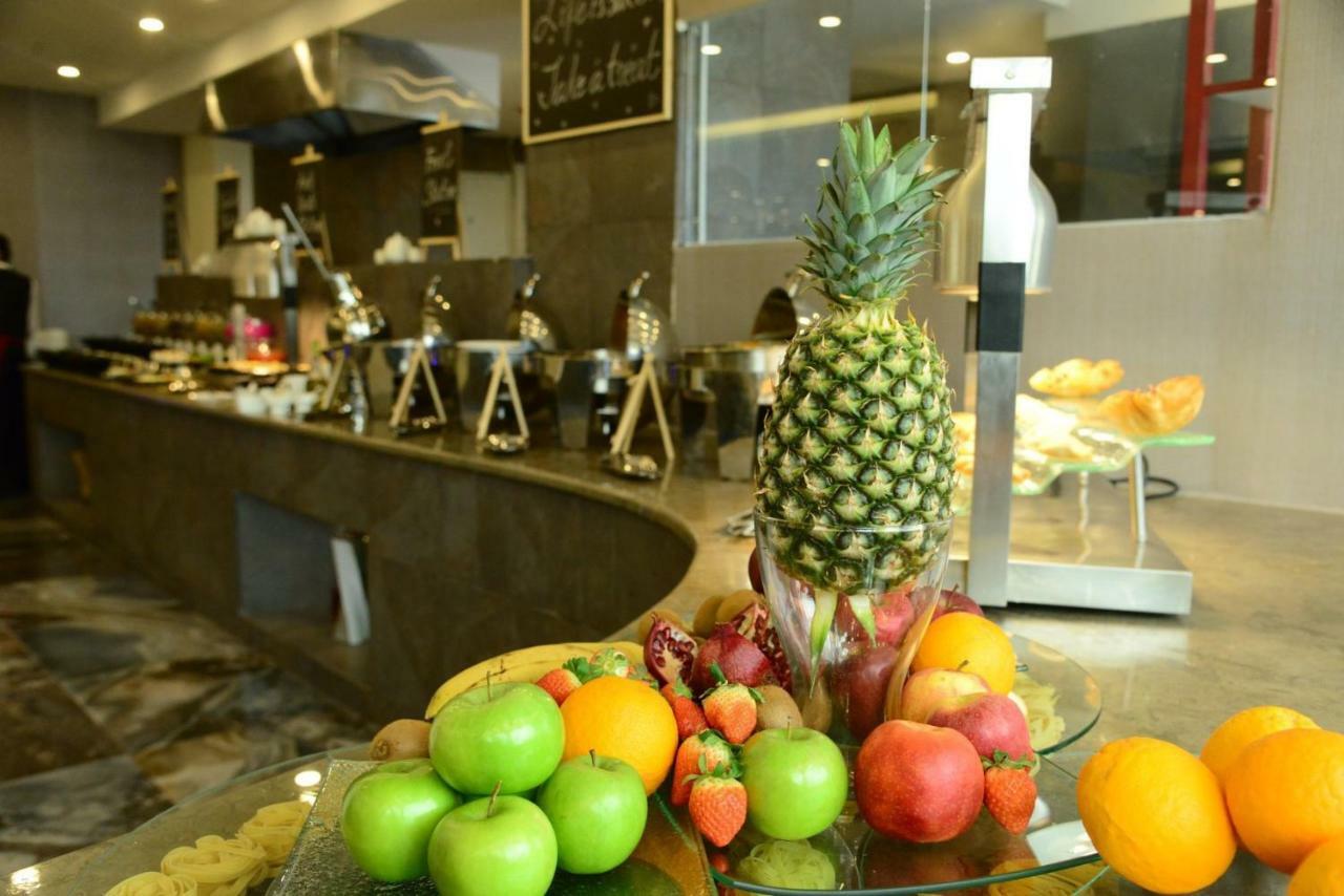 Carnival Hotel Amman Eksteriør billede