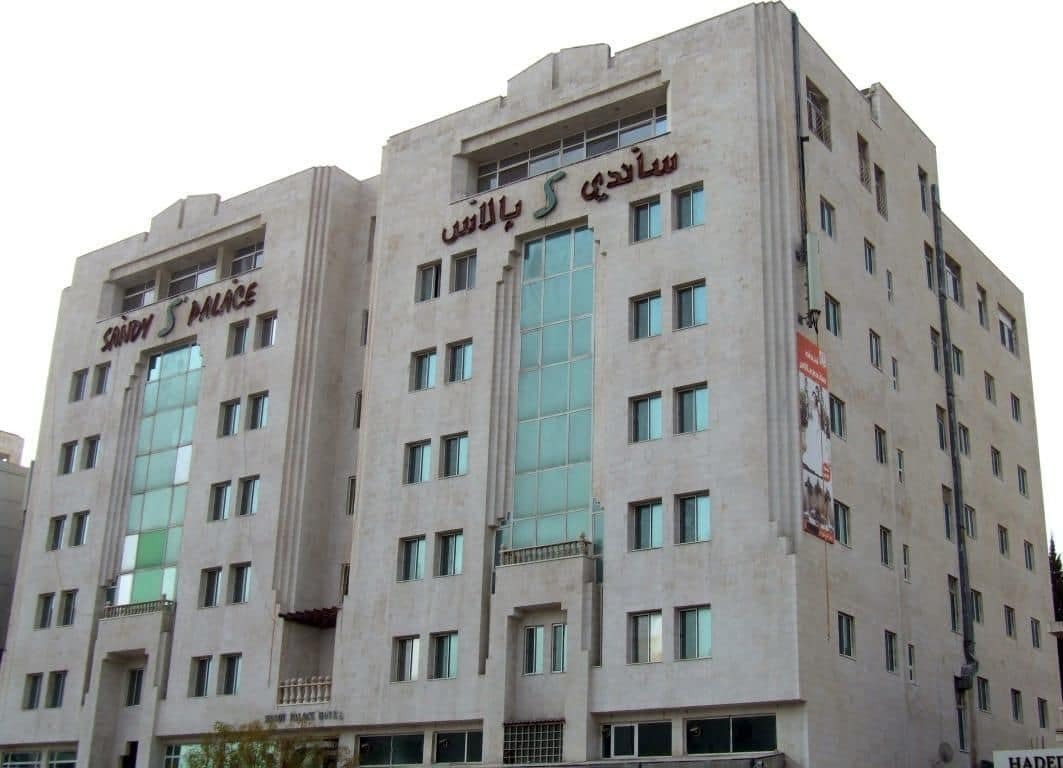 Carnival Hotel Amman Eksteriør billede